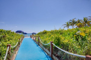 Resort Style Villa - Beach Access